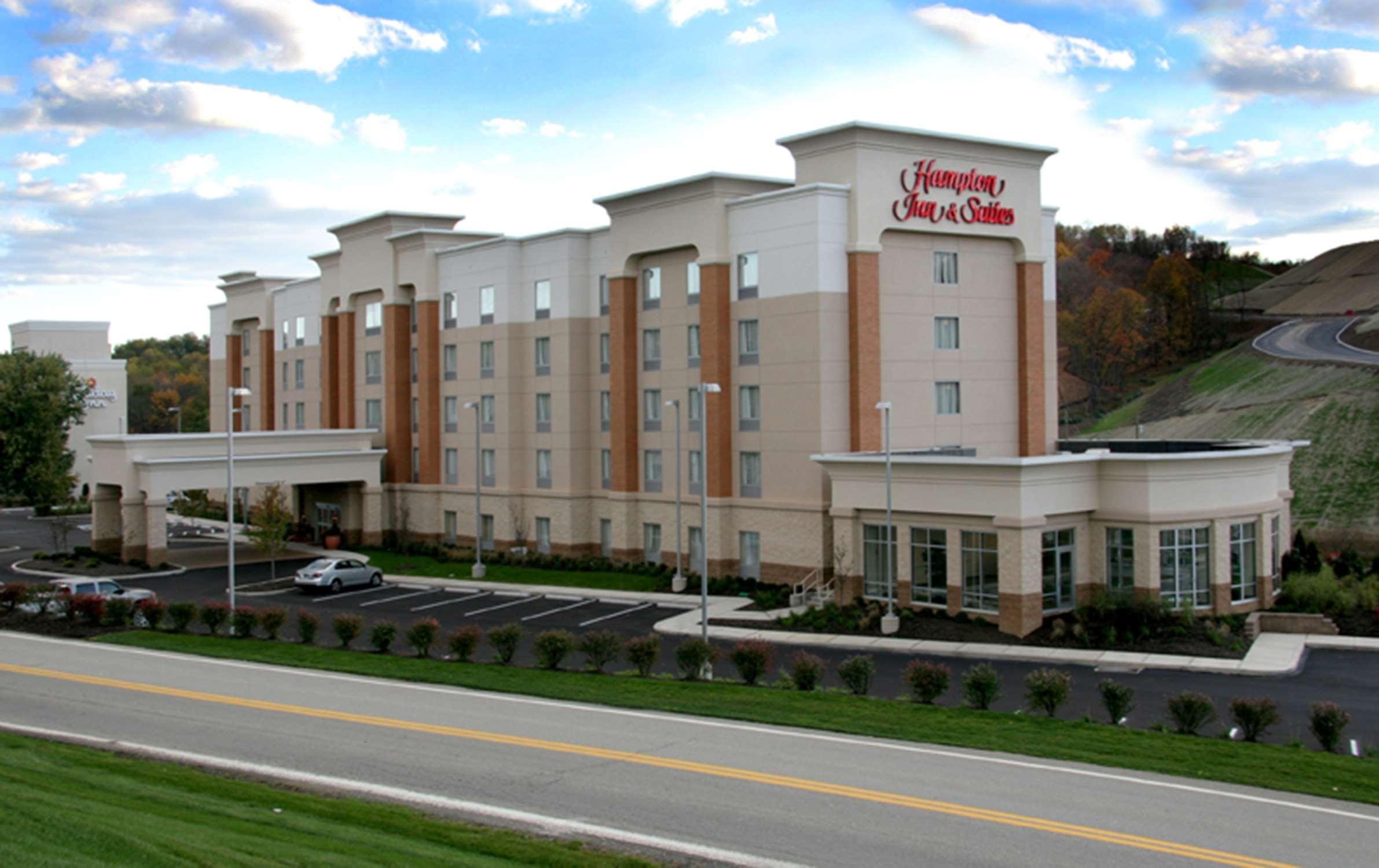 Hampton Inn & Suites Pittsburgh-Meadow Lands Washington Exterior photo